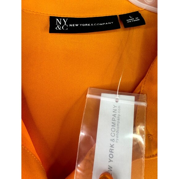 Women's Ruffle Top Size: L - Picture 2 of 3